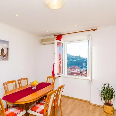 Katija Apartman *
